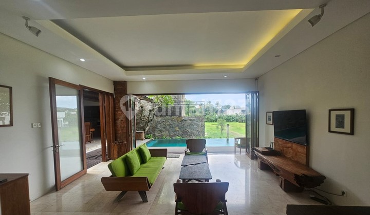 For Sale Villa in Semer Kuta Traditional Artistic 2