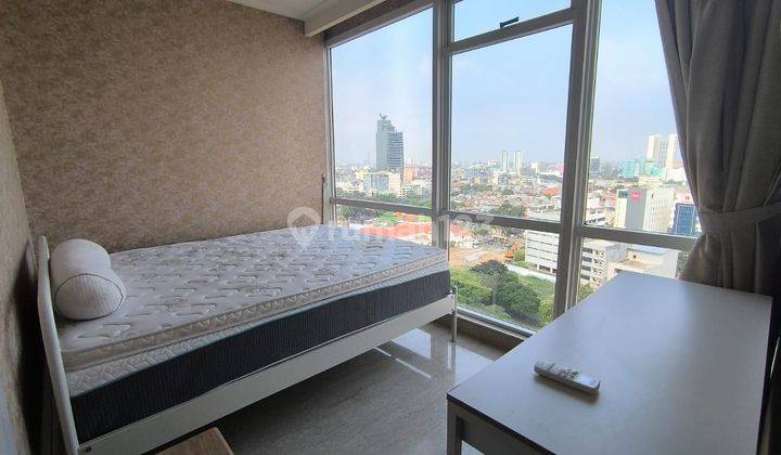 Disewakan 2 Bedroom Apartemen Menteng Park Full Furnish Private Lift 2