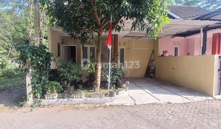 Rumah Second Murah Dijual Di Jakal Km 13 2