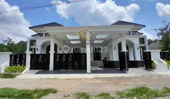 Dijual Rumah Mewah Klasik Besar, Dekat Jalan Besi Jangkang 1