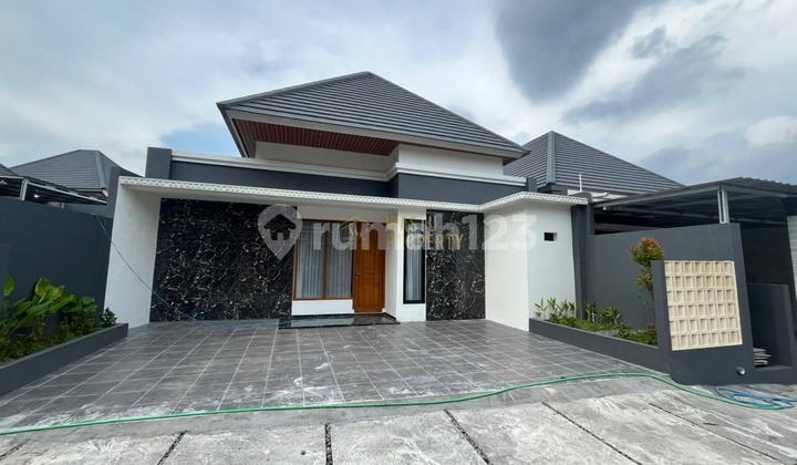 Rumah Cantik Murah, Hanya 3 Menit ke Smp Sma 1 Ngemplak 2