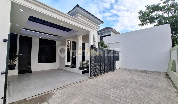 RUMAH SIAP HUNI DESIGN AMERICAN CLASSIC DI KALASAN, SLEMAN 1