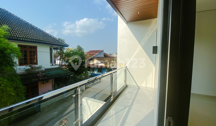 Rumah Mewah di Sidoarum Godean Dekat Ringroad Demak Ijo