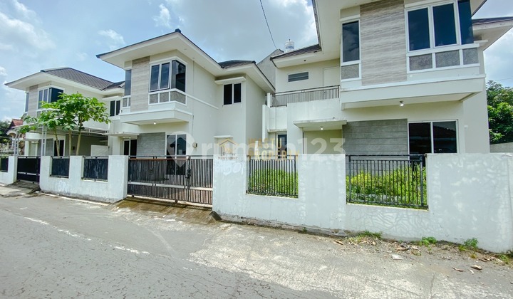 Rumah Siap Huni Pinggir Jalan, Dekat Jalan Jogja Solo di Kalasan 2