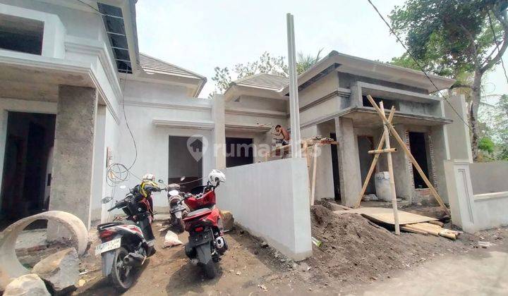 Rumah Cantik Murah Modern Di Ngaglik, Dekat Rsu Gramedika 5