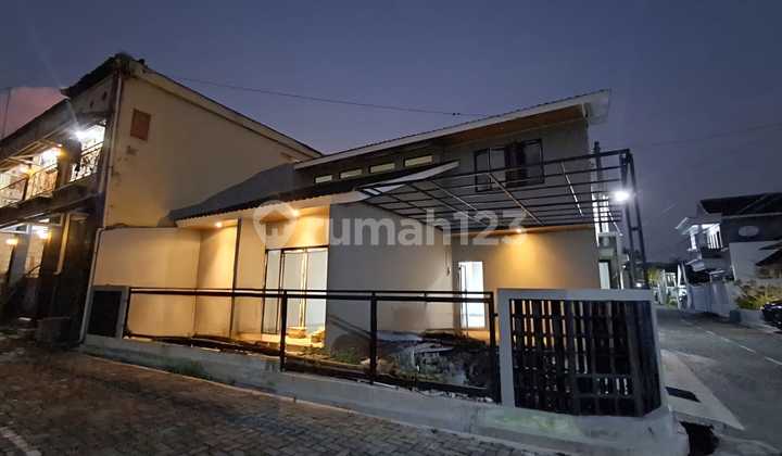 Rumah Modern Dalam Perumahan, 2 Lantai Dekat Sd Budi Mulia 2 Tajem 1