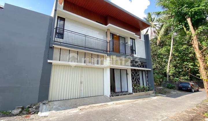 Rumah Kontemporer Modern, Semi Furnished Dekat Kampus Uii Jogja 2
