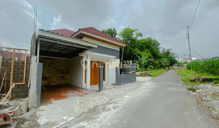 RUMAH BARU, HARGA MURAH DEKAT SMA 2 NGAGLIK  1