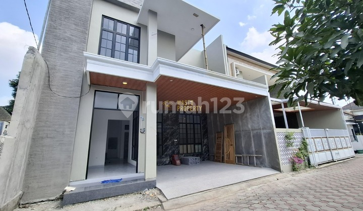 House in a Housing Estate, Move-In Ready Near Gentan Market in Jakal 2