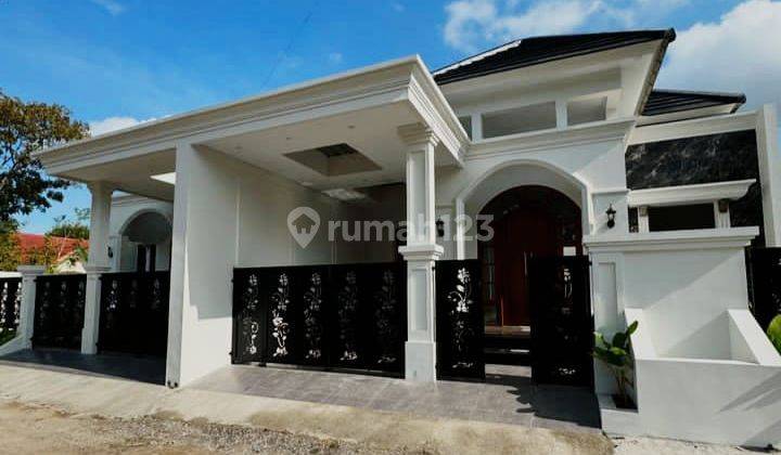 Rumah Mewah Klasik Modern, 300 Meter Dari Jl. Besi Jangkang 2