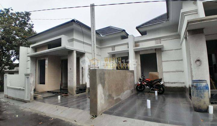 Rumah Modern Murah Depan Jalan Raya Di Ngaglik 2