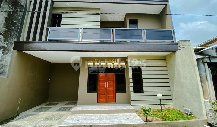 Dijual Rumah 2 Lantai Dekat Mirota Kampus Godean