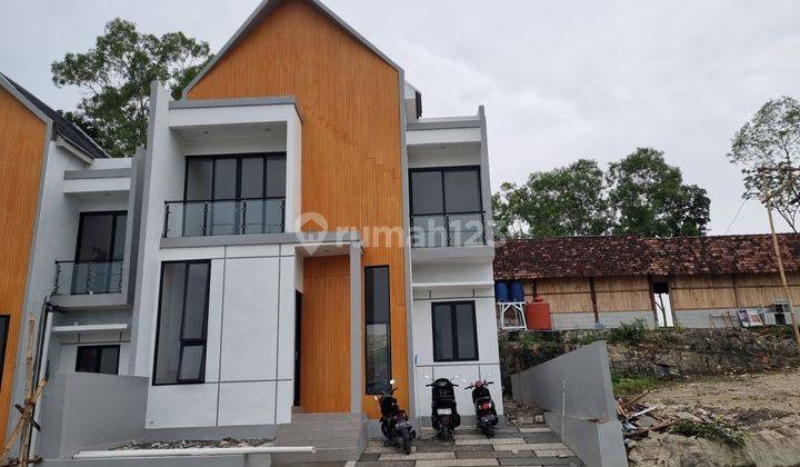 Rumah Modern Cantik, View Terbaik Dekat Pasar Gamping 1