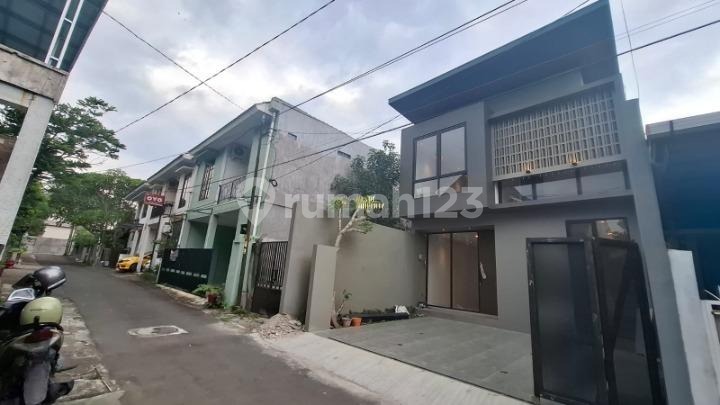 Rumah Kontemporer, Full Furnished 4Kt, Dekat ke Kampus Ugm di Ngaglik 2