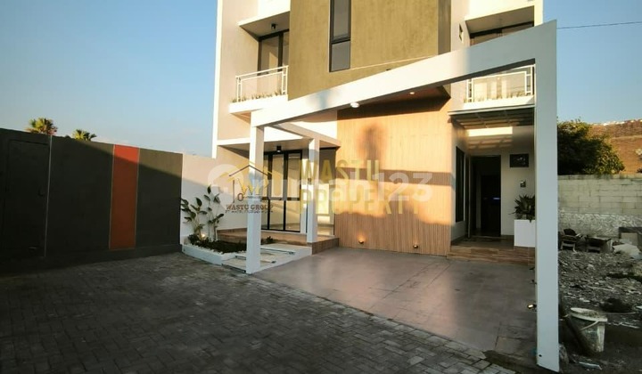 Rumah Mewah Dalam Cluster, Dekat Mall Sch di Mlati Rumah Mewah Dalam Cluster, Dekat Mall Sch di Mlati