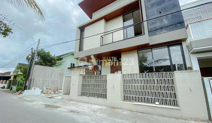 Rumah Kontemporer Bangunan Baru, Full Furnished Di Kalasan 2