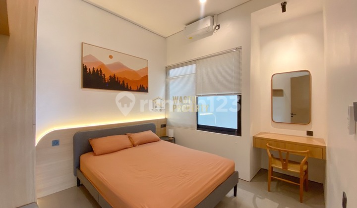 Semi-Furnished House Ready to Occupy, Strategic Location in Ngaglik 2