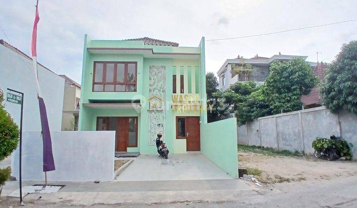 Rumah 2 Lantai Siap Huni, 5 Menit Ke Stipram