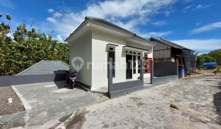 RUMAH CANTIK MURAH, AKSES MUDAH DEKAT ALUN ALUN PASEBAN 2
