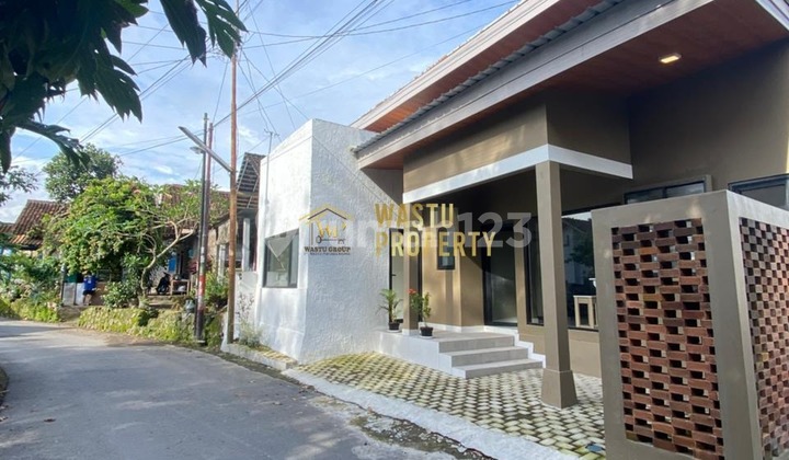 For Sale: Cheapest Boarding House with 9 Rooms Near UII Campus in Ngaglik 2