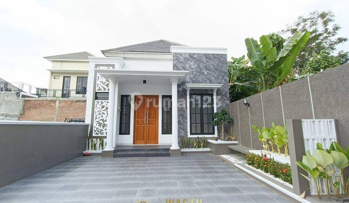 RUMAH BAGUS SIAP HUNI 5 MENIT PASAR CEBONGAN 1