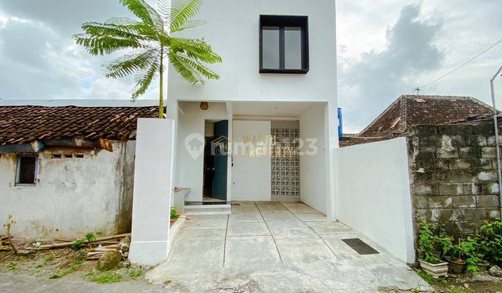 RUMAH MURAH, SIAP HUNI 6 MENIT DARI MALL AMPLAZ JOGJA 1