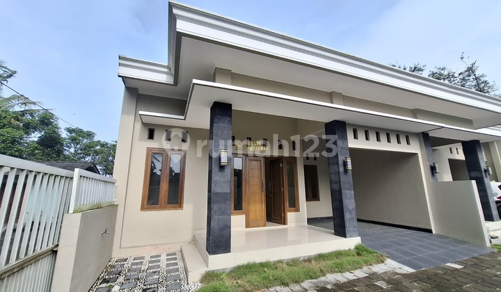 Rumah Baru Akses Mudah Dalam Cluster di Kalasan Sleman Harga Promo