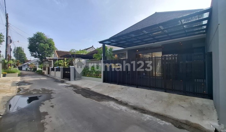Rumah Desain Modern Tanah Luas Dekat Candi Sambisari 2