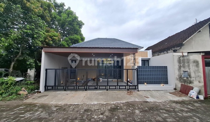 Rumah Baru Tanah Luas Dekat Stadion Maguwoharjo dan Jogja Bay