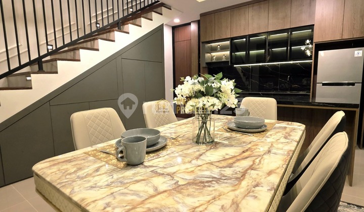 Rumah 2 Lantai Modern Full Furnish Dekat Stadion Maguwoharjo Sleman Rumah 2 Lantai Modern Full Furnish Dekat Stadion Maguwoharjo Sleman