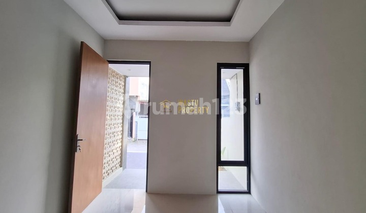 Affordable, Modern Minimalist House Near Model Sleman Elementary School 2