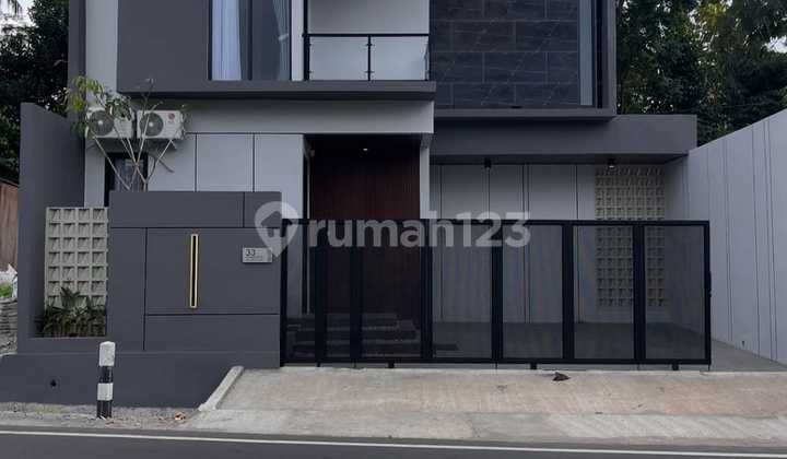 New 2-Story Fully Furnished House in Ngaglik Near UGM Campus