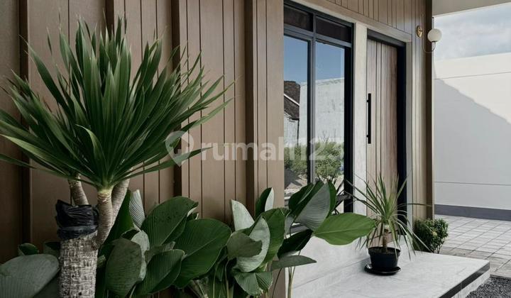 Cheapest House, Large Land, Modern Design, Near Main Road, LPMP Kalasan! 2