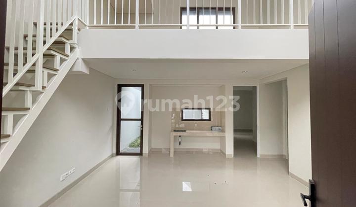 Disewakan Rumah Paramount Petals - Cluster Gardenia 2