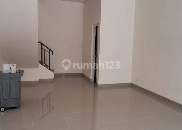 Disewakan Ruko 2 Lantai di Hampton Avenue Gading Serpong Tangerang 1