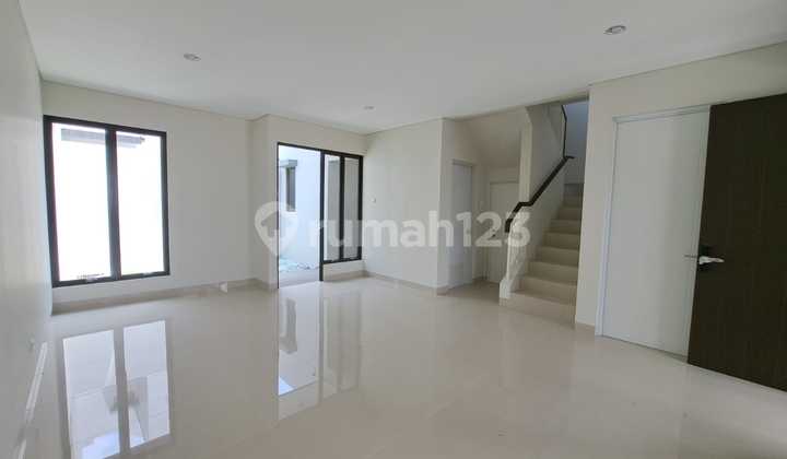 Dijual Rumah Baru Paramount Petals Tangerang 2
