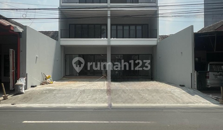Jual Cepat 2 Unit Ruko 3 Lantai di Sektor 1.2 Bsd Tangerang Jual Cepat 2 Unit Ruko 3 Lantai di Sektor 1.2 Bsd Tangerang
