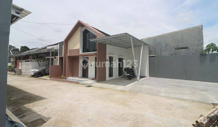 Rumah Cantik Model Scandinavian Lokasi Cluster Pasir Putih Sawangan Harga All In Bonus Canopy,2 Unit Ac,token Listrik 1