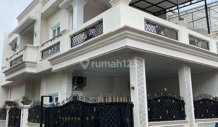 Rumah Mewah 2 Lantai Model American Classic Dalam Cluster Cinere Meruyung 1