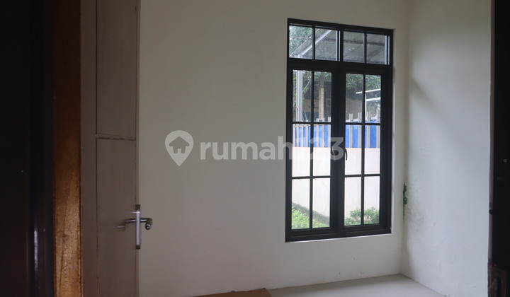 Rumah Seken Terawat Rapih Dalam Cluster di Kaliuren Sawangan 2