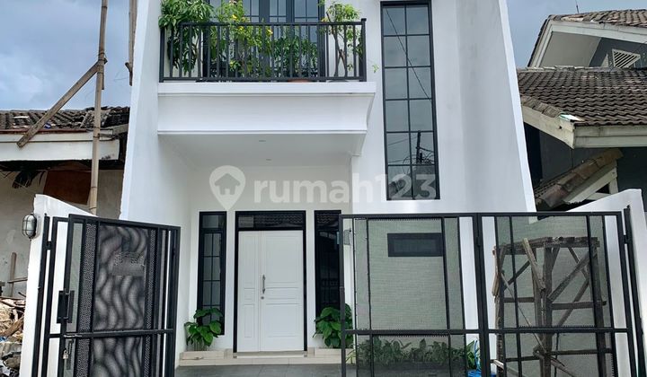 Rumah Minimalis American Modern Csiap Huni di Megapolitan Cinere