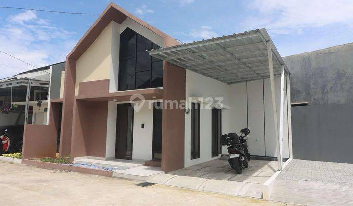 Rumah Cantik Model Scandinavian Lokasi Cluster Pasir Putih Sawangan Harga All In Bonus Canopy,2 Unit Ac,token Listrik 1