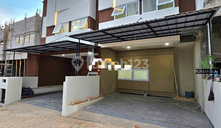 Minimalist house ready to occupy, 300 meters to Limo toll gate. Minimalist house ready to occupy, 300 meters to Limo toll gate.