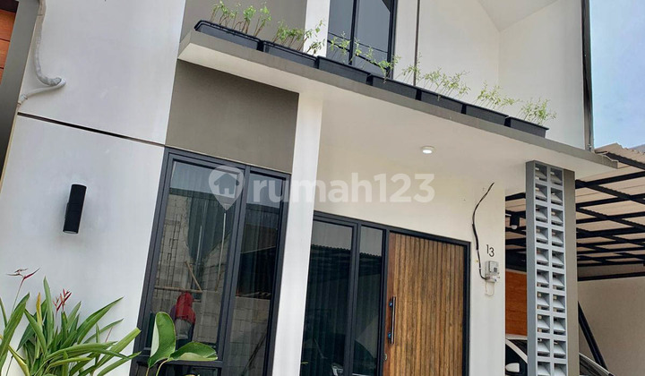 Rumah 2 Kamar Tidur Brand New Siap Huni Lokasi Jalan Raya Bedahan Rumah 2 Kamar Tidur Brand New Siap Huni Lokasi Jalan Raya Bedahan