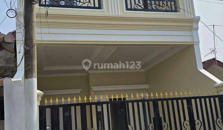 Rumah Mewah 3 Lantai Model American Classic Non Cluster Cinere Limo Lokasi Selangkah Dari Pintu Tol Limo 1