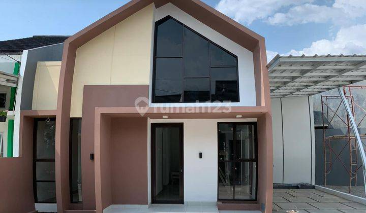 Rumah Cantik Model Scandinavian Lokasi Cluster Pasir Putih Sawangan Harga All In Bonus Canopy,2 Unit Ac,token Listrik 1