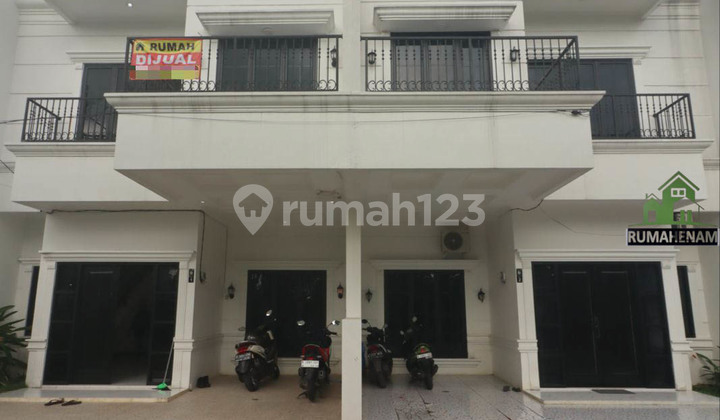 Rumah American Modern Siap Huni di Pancoran Mas Dekat Pintu Tol