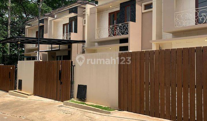 Rumah Cantik Tropical Modern Lokasi Belakang Tugu Batu Sawangan Raya 2