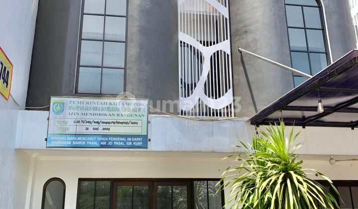 2-story shophouse ready for occupancy, location near Desari toll road. 2-story shophouse ready for occupancy, location near Desari toll road.