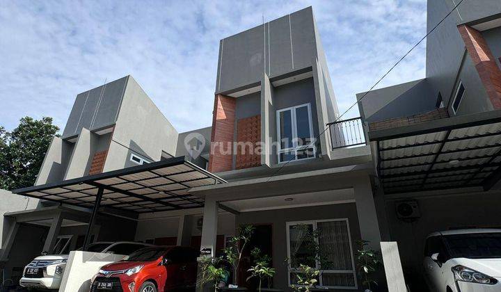 Rumah Mewah 2 Lantai Model Tropical Modern Lokasi 200 Meter Jalan Krukut Grogol Limo. 1